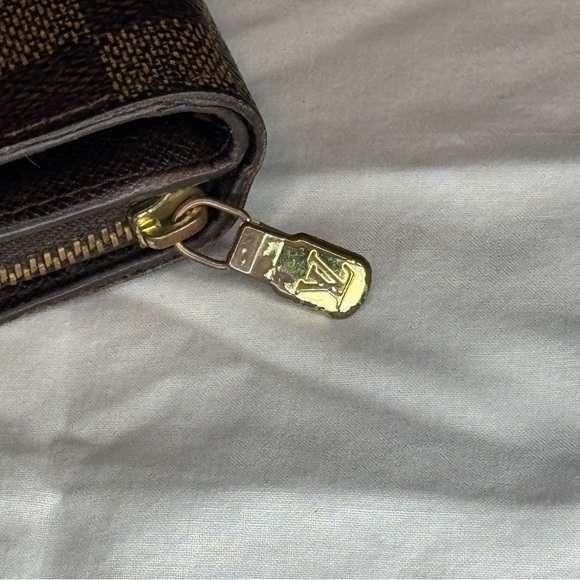 VTG Louis Vuitton Damier Ebene Compact Zippy Bifold Wallet Unisex - Picture 8 of 14